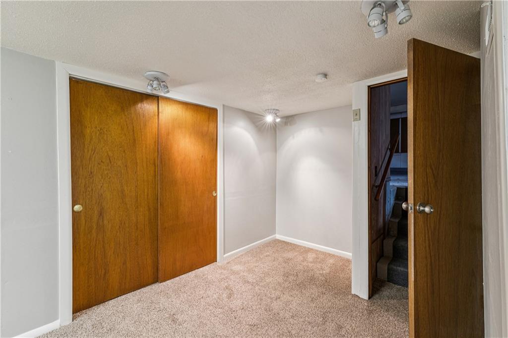 5007 Outlook Street