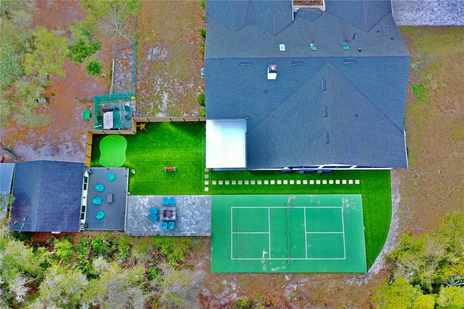 965 Pine Hill Boulevard
