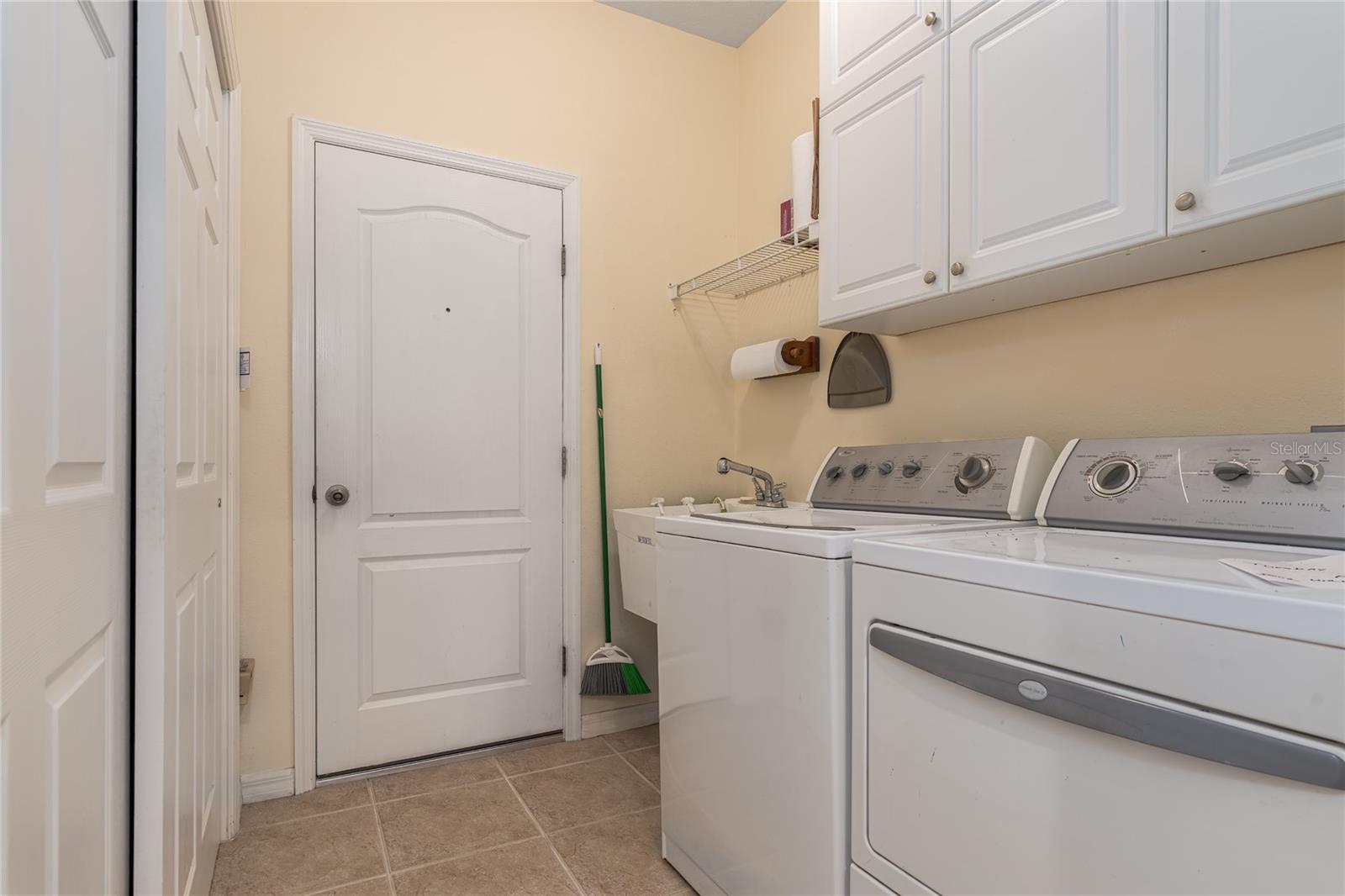 6122 Broad River Run