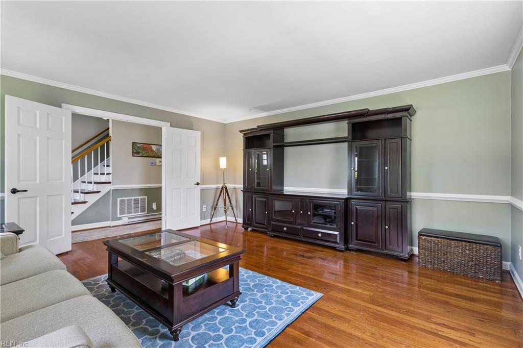 10 Digges Drive