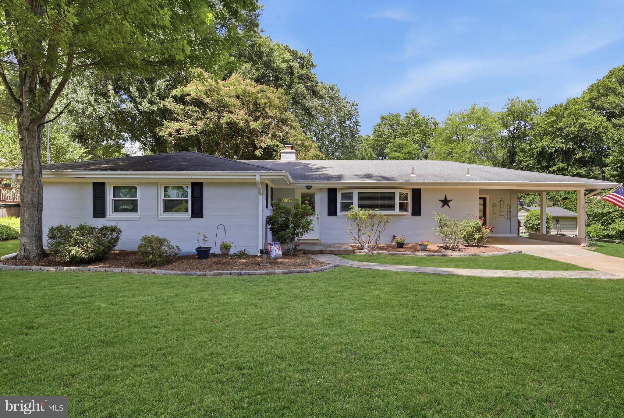 4216 Jackson Place