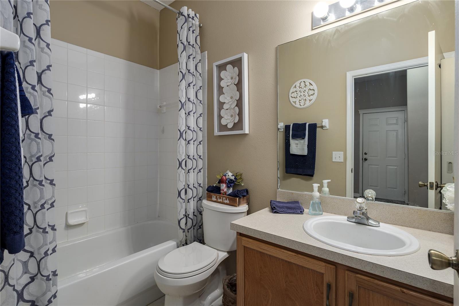 6936 Surrey Oak Drive