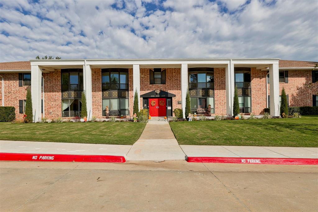 Welcome to Imperial Terrace Condominiums, a desirable 55+ gated community offering comfortable, low-maintenance living in a fantastic location near May Avenue, Nichols Hills, shopping, dining, and everyday conveniences. This beautifully updated condo offers 1,326sqft with 2 spacious bedrooms, 2 full bathrooms, and an inviting, open feel throughout. The living and dining windows fill the space with natural light, while the adjoining dining space provides plenty of room for entertaining. The home features wood flooring and newer carpets in the bedrooms. Updated bathrooms and fixtures. The kitchen features granite countertops, gas range, microwave and pantry space. The seller will also include the refrigerator and the washer/dryer set. Both bedrooms offer generous walk-in closets, providing great storage, along with additional closet and cabinet storage throughout. One of the home's standout features is the private covered balcony with views of the beautifully maintained courtyard, an ideal spot to enjoy your morning coffee or unwind in the evening. Imperial Terrace residents enjoy gated covered parking, a community swimming pool, landscaped courtyards, and convenient access to nearby amenities. HOA dues cover an extensive list of services, including all utilities (excluding cable), exterior and structural insurance, exterior maintenance and repairs, heating and air conditioning, landscaping, lawn care, pool maintenance, and one covered parking space. With its spacious layout, thoughtful updates, and convenient location, Unit #202 offers a wonderful opportunity to enjoy easy, carefree living in an established community!