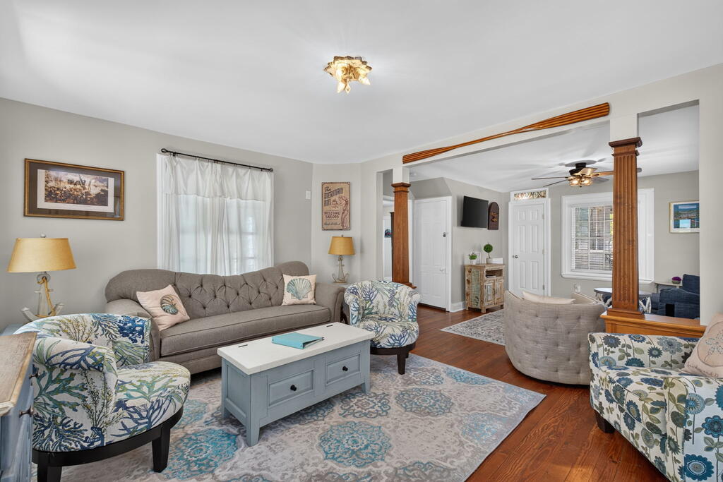 511 Tazewell Ave 373