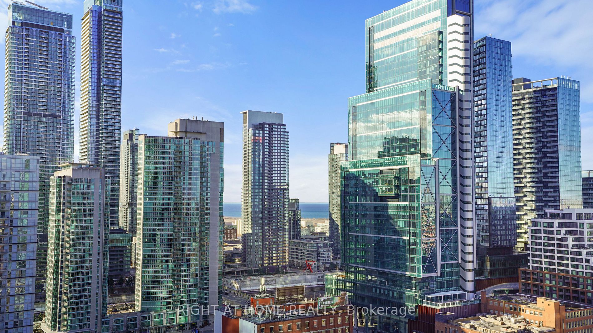 375 W King St 2103
