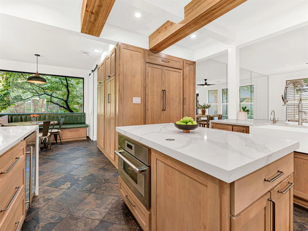 5317 Catamaran Drive