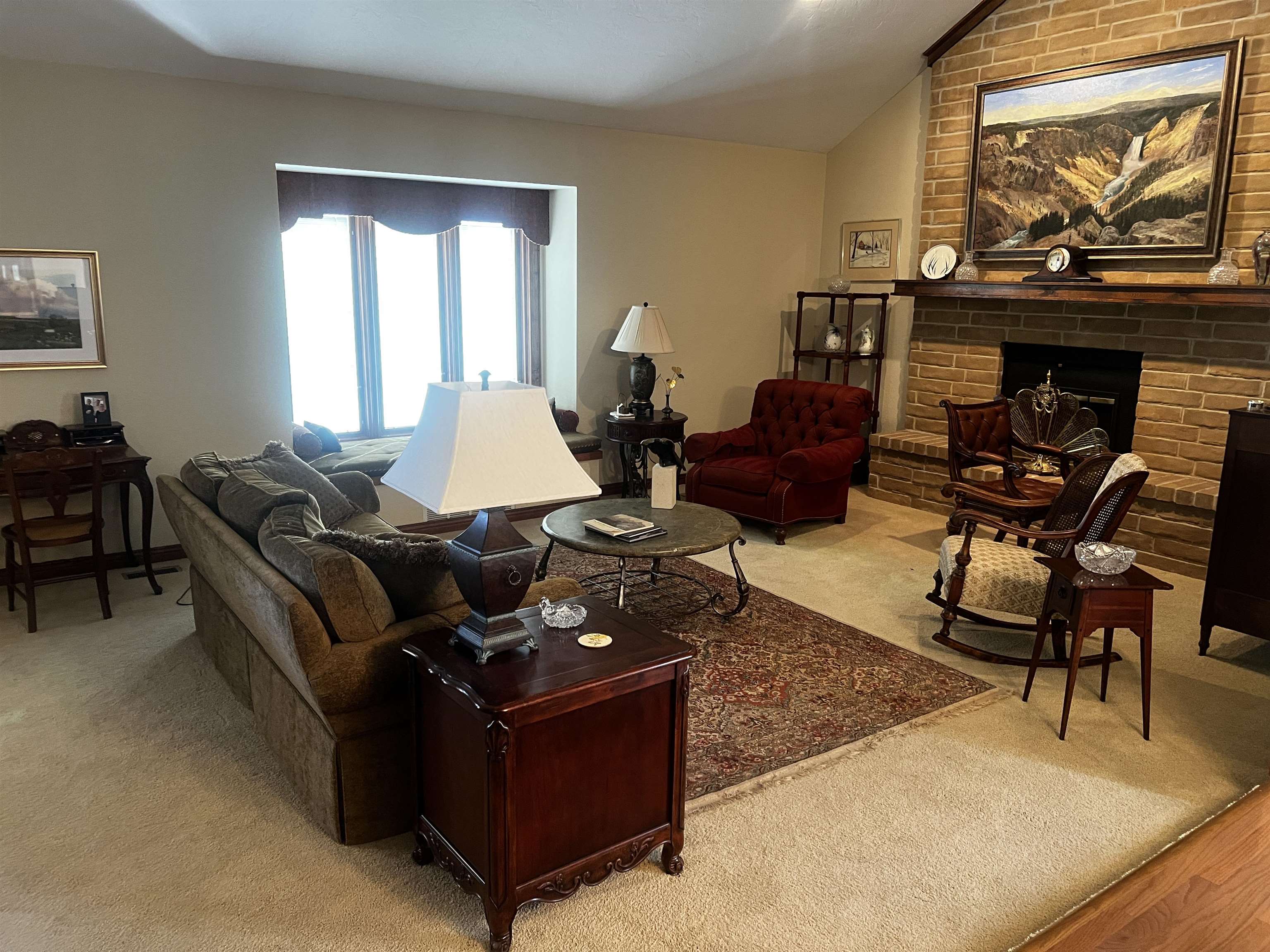 2305 N Squirrel Run