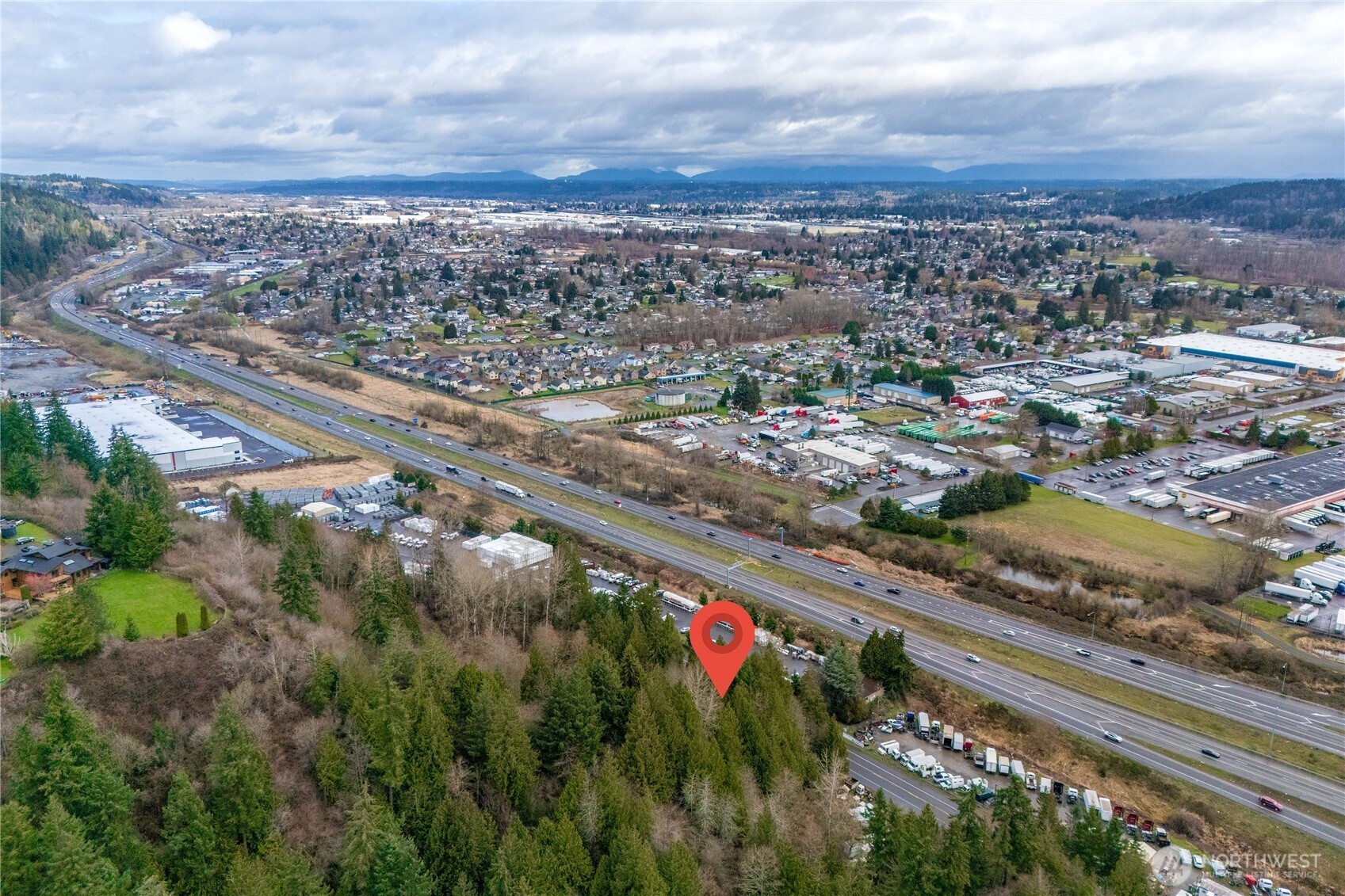 320 W Valley Highway E