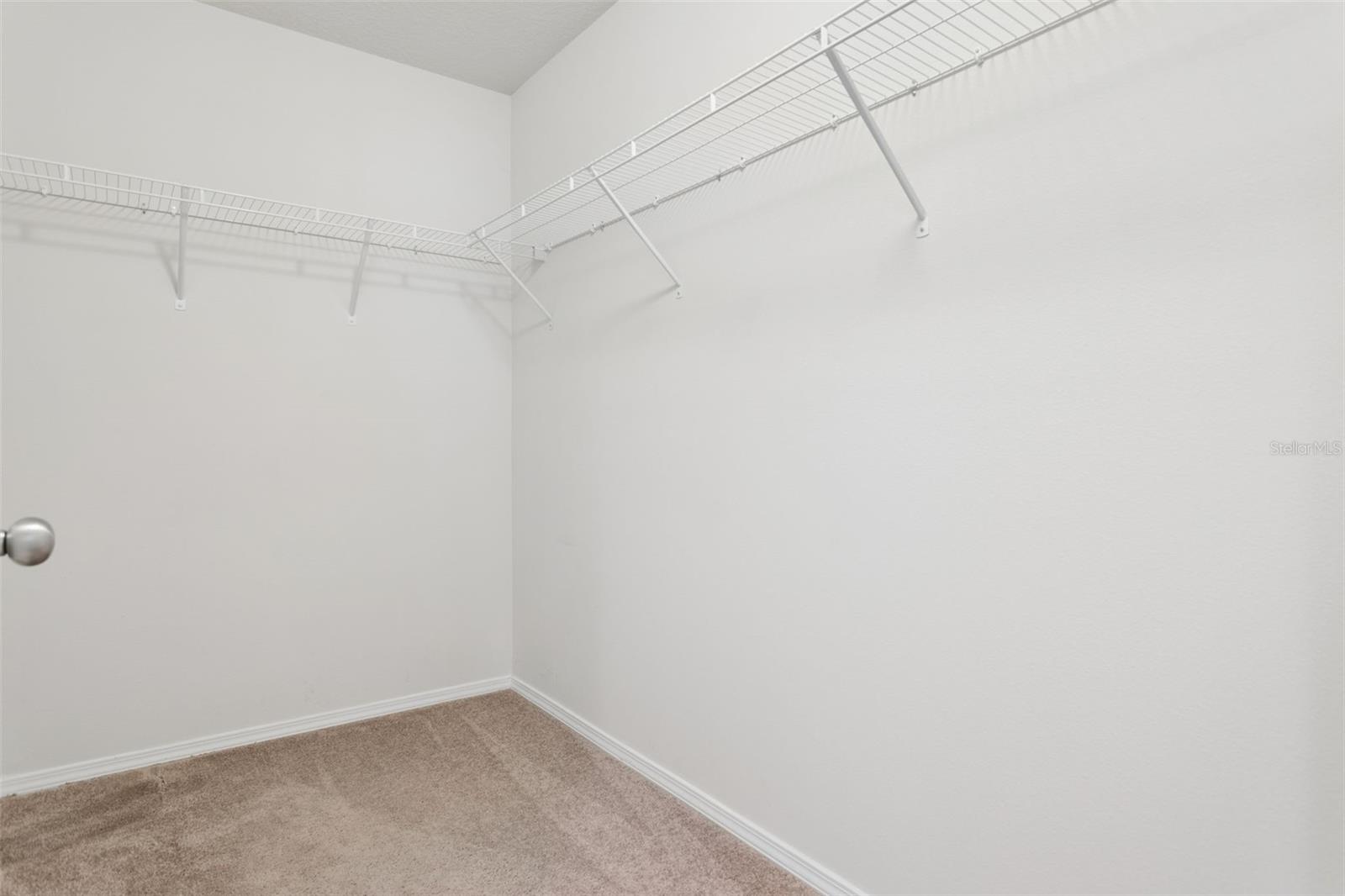 4751 White Sanderling Court