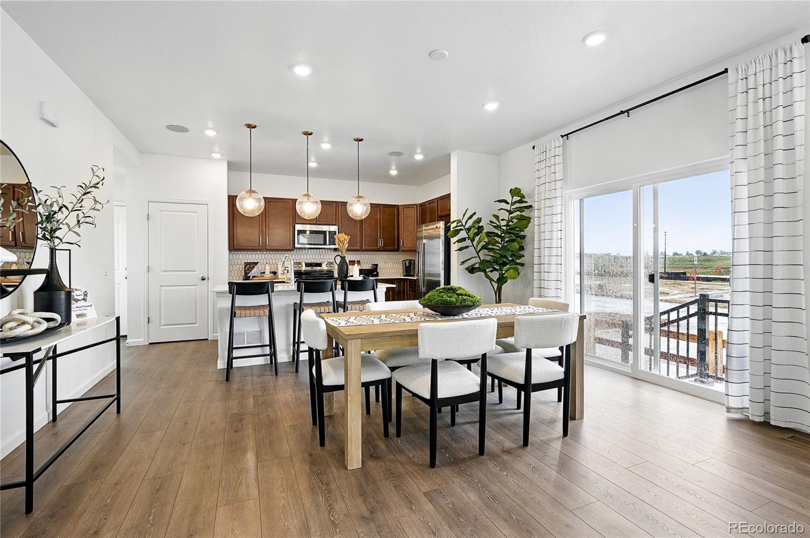 14845 Arbor Boulevard W