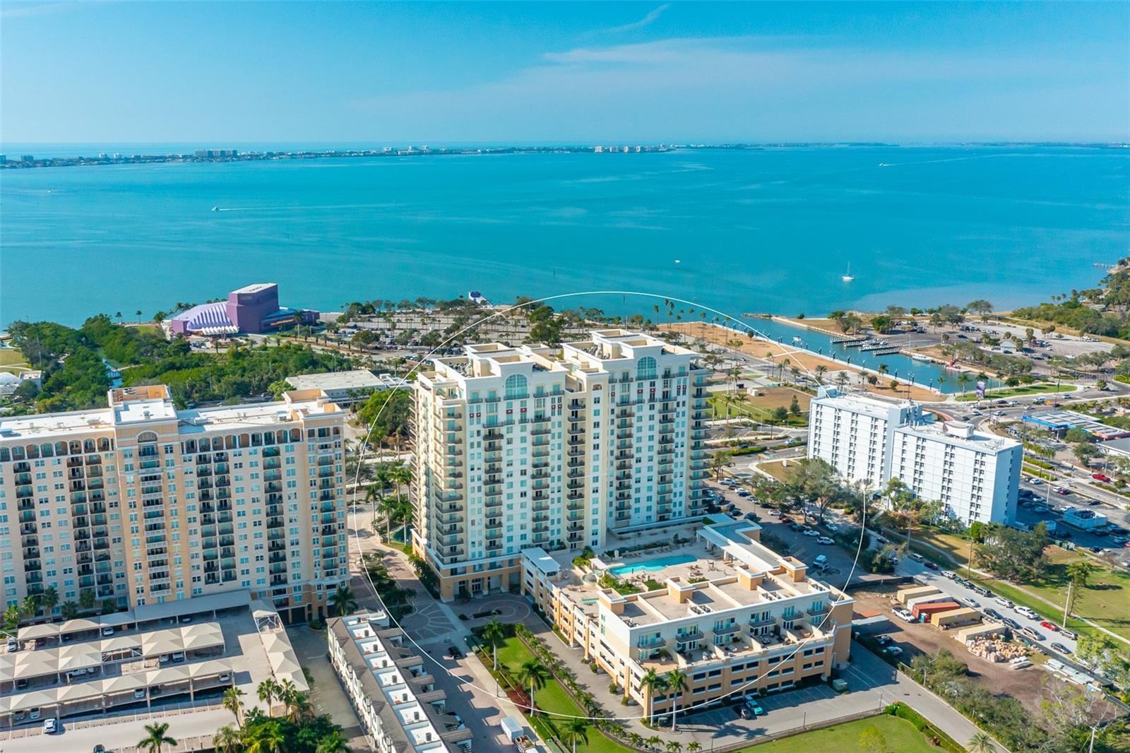 800 N Tamiami Trail 815