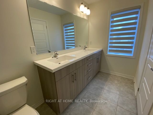 1125 Leger Way 25