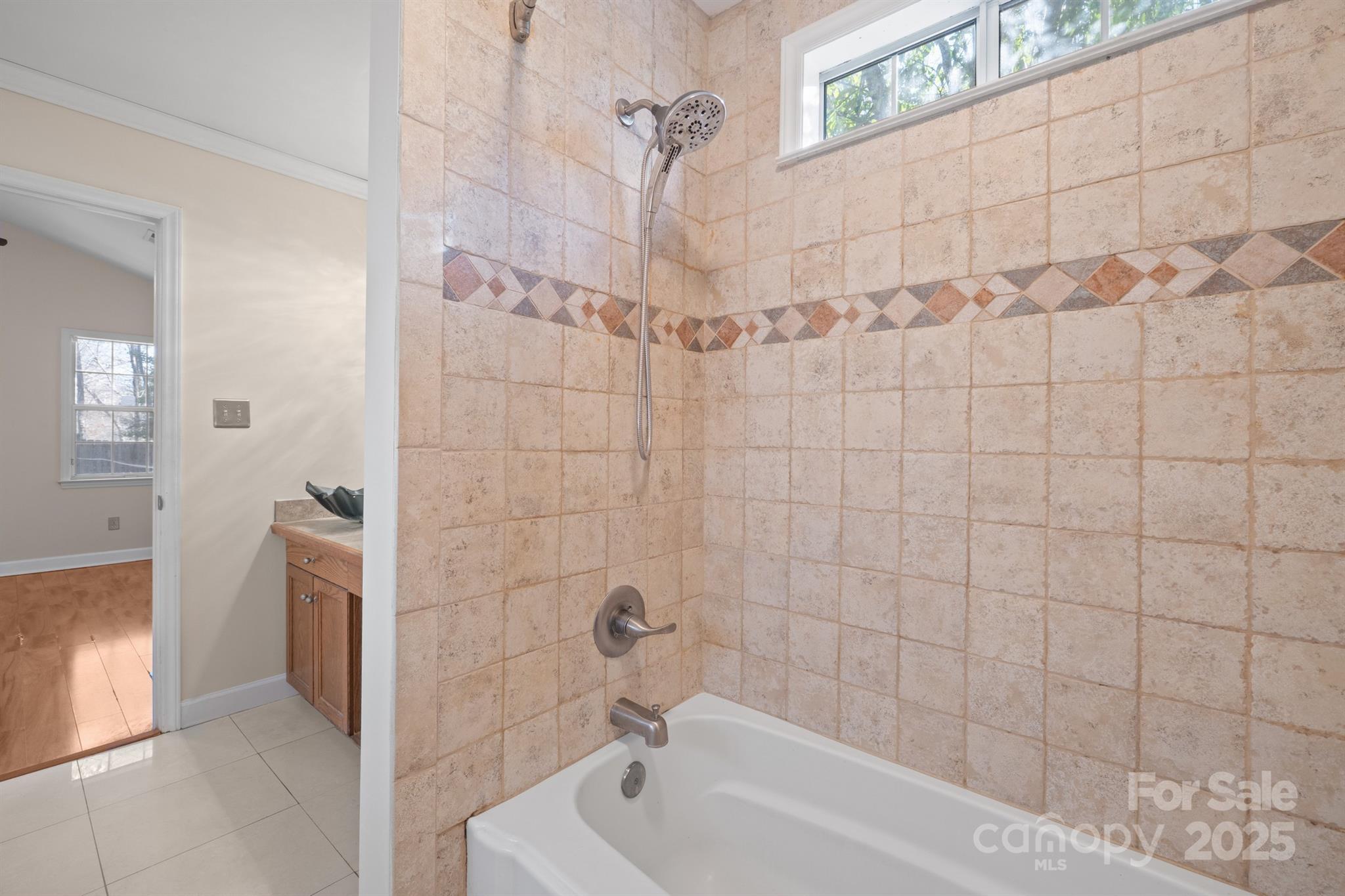 172 Valleybrook Drive