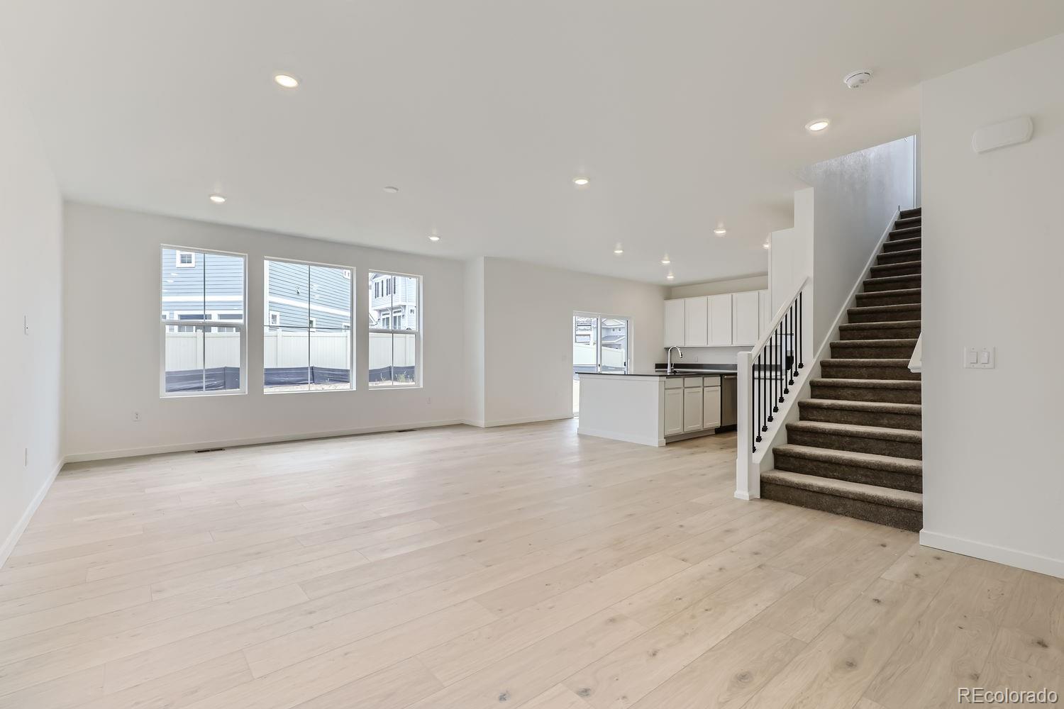 3914 N Picadilly Court