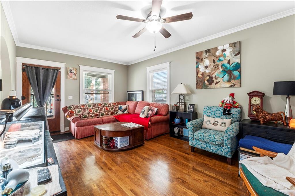 808 N River Boulevard