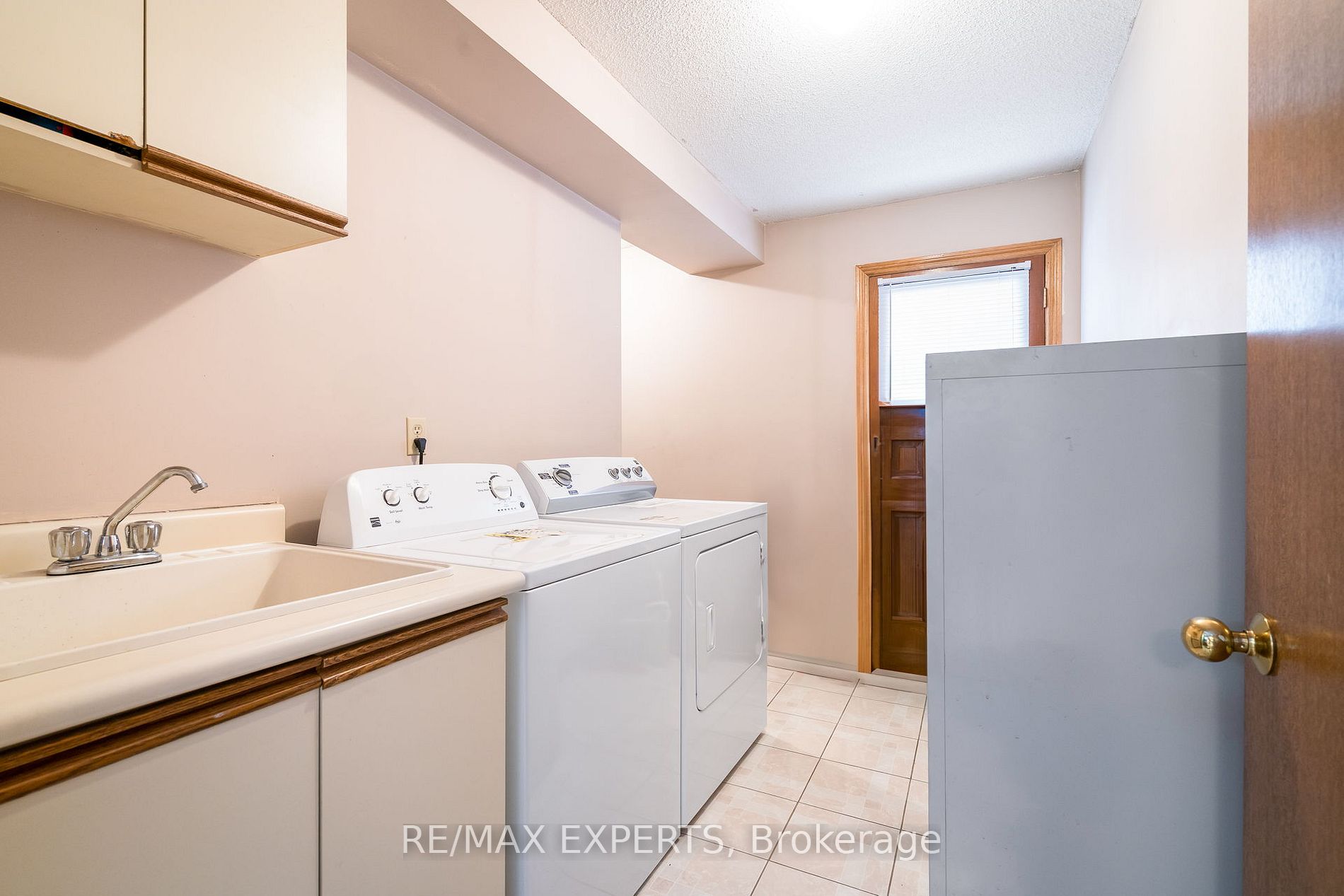 5 Cabaletta Cres