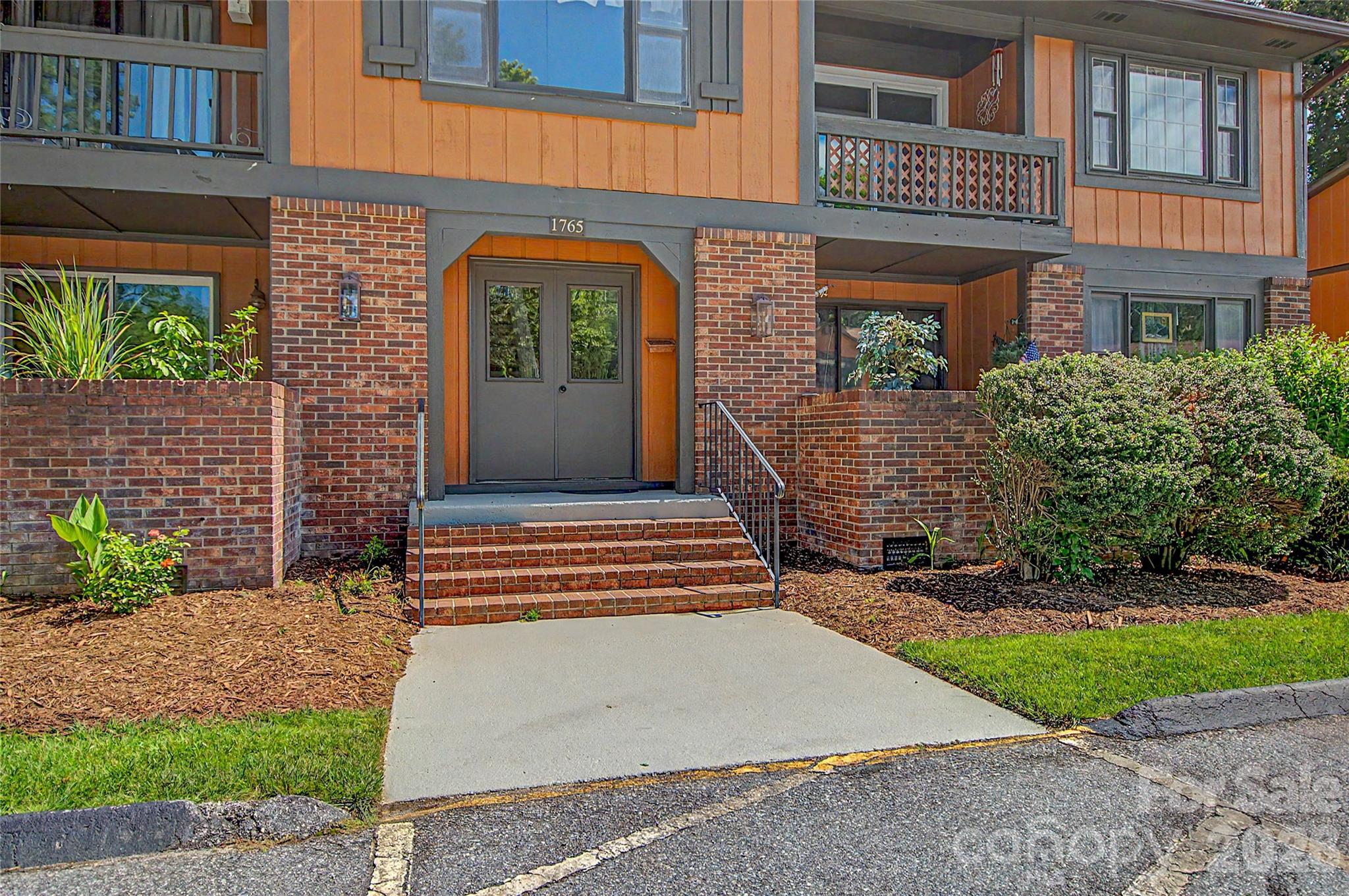 1765 Haywood Manor Road D