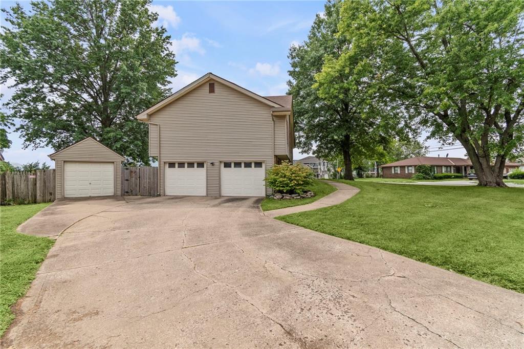 2219 NW 84th Terrace