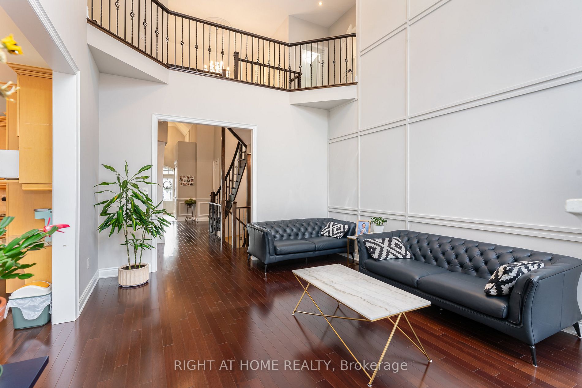 185 Cook's Mill Cres