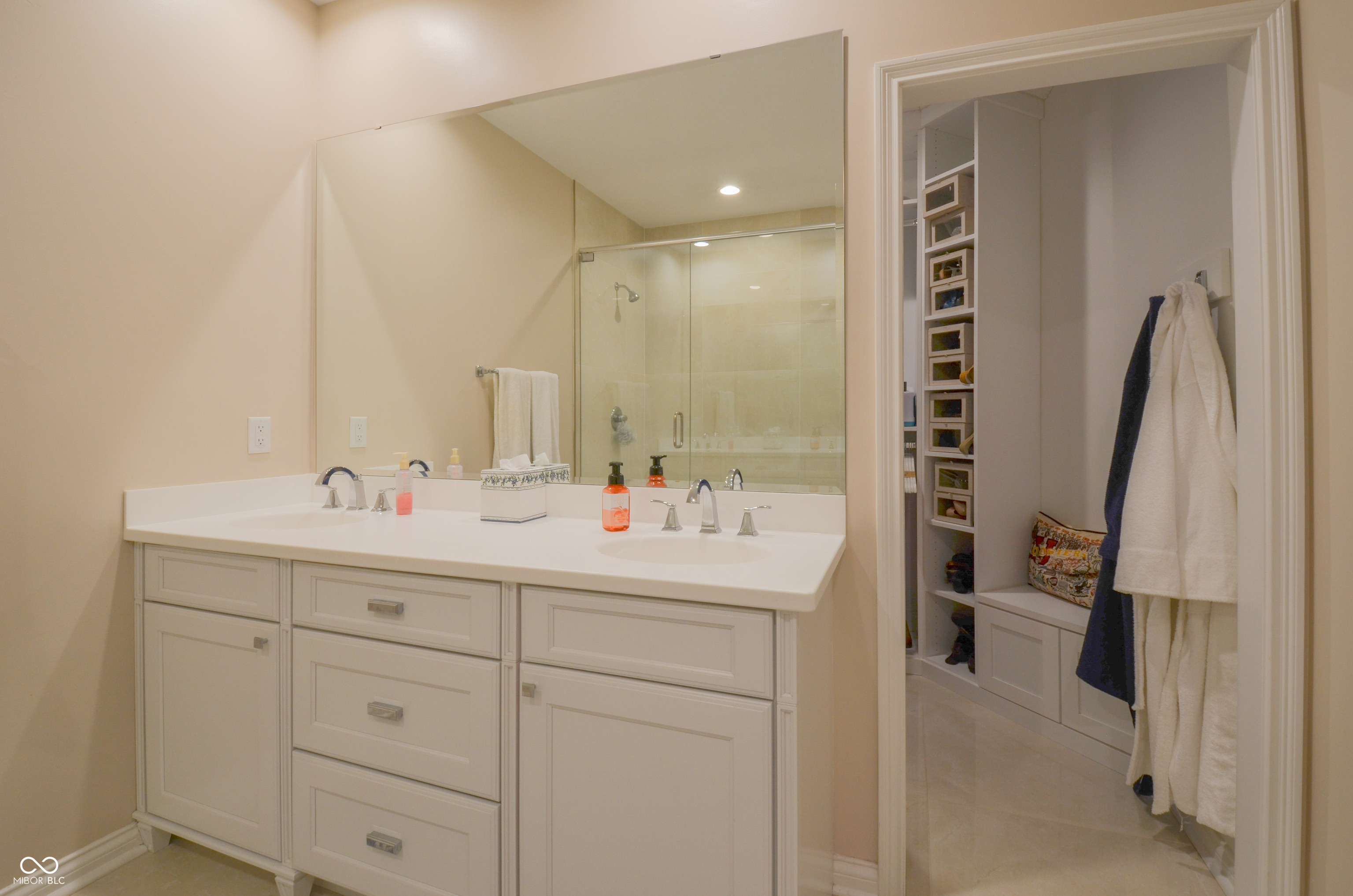 1738 Pathway Drive S