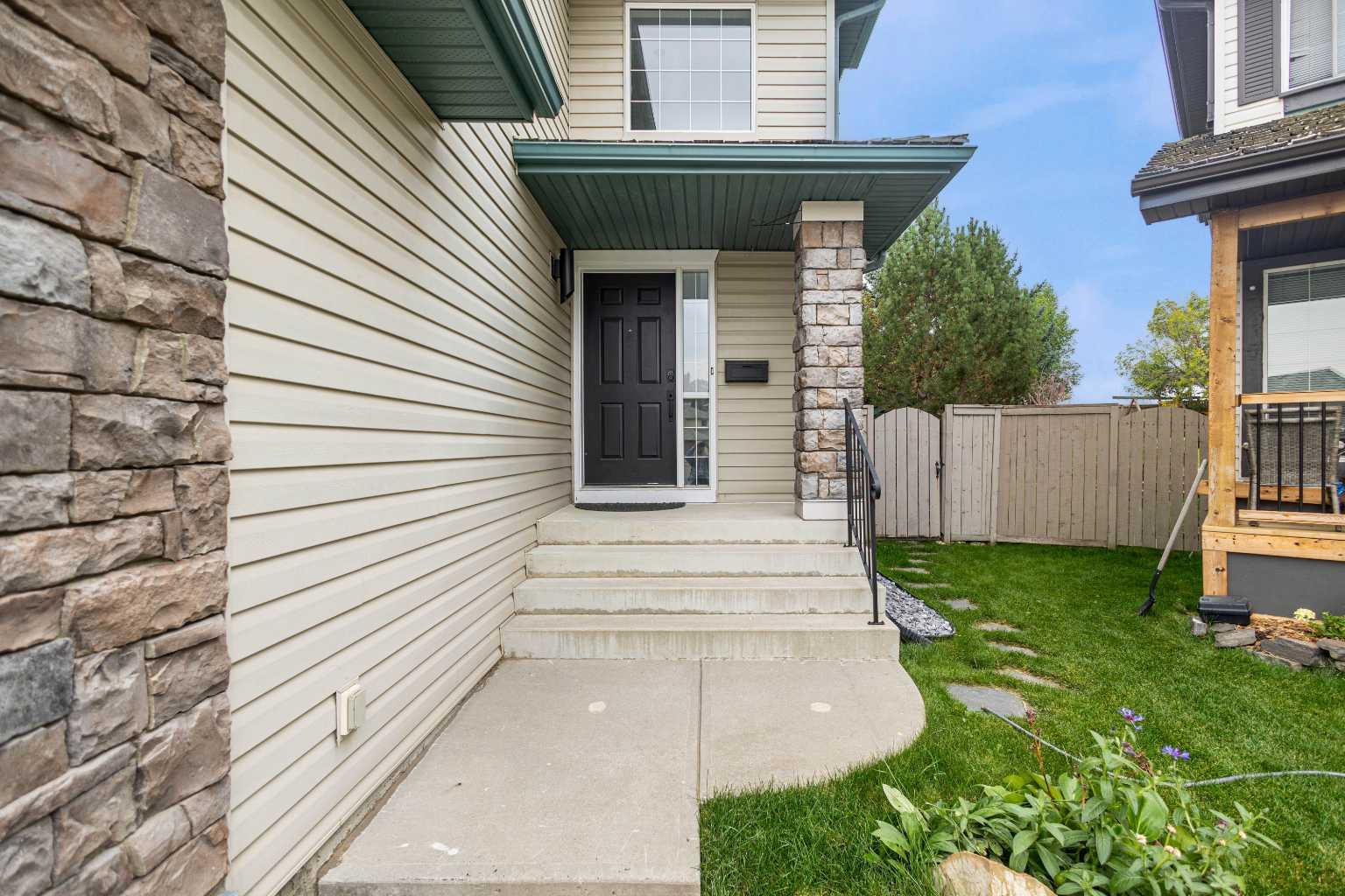331 Springbank Place SW