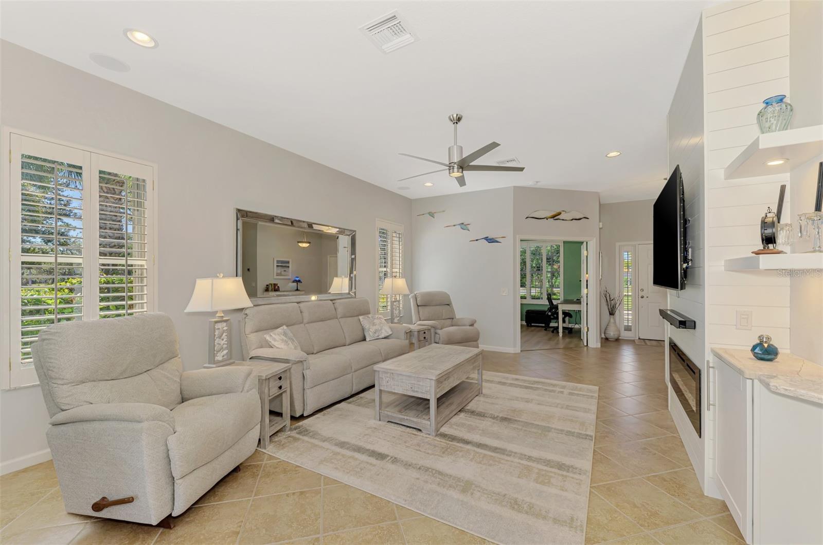 2699 Wax Myrtle Court