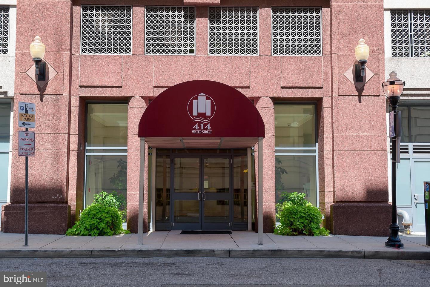 Come see this clean and beautifully updated unit with great downtown views and gleaming hardwood floors. Parking, gas, water and sewer are all included! Great location, right in the heart of the Inner Harbor, you can walk to work and play, 24-hour front desk plus business center, fitness center and outdoor pool. Attached garage parking space included!  Enjoy your time away from work right at home. Newer building with all the modern amenities! Don't miss this one!  All Peace of Mind Property Management residents are enrolled in the Resident Benefits Package (RBP) for $60.95/month which includes liability insurance, credit building to help boost the resident's credit score with timely rent payments, up to $1M Identity Theft Protection, HVAC air filter delivery (for applicable properties), our best-in-class resident rewards program, on-demand pest control, and much more! More details upon application. $25 application fee. All adults must apply separately. Deposit and FULL first month's rent due prior to move in. If there is a pro rate, it will be paid on the 1st of the following month. 600 credit score for all adults required