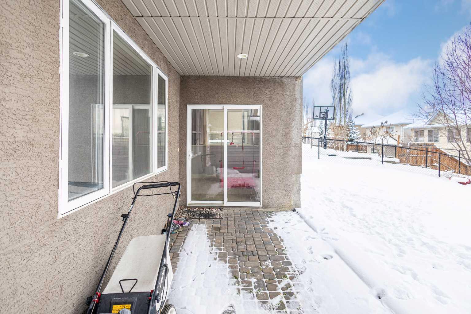 86 Royal Ridge Mount NW