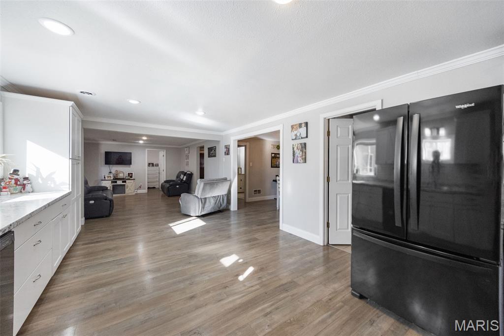 10179 Vine Road