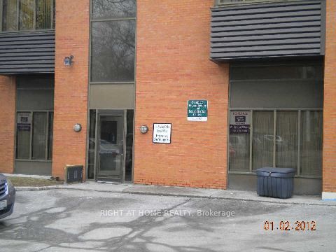 10168 YONGE St 205