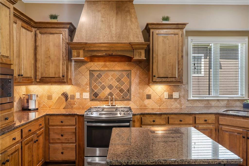 1810 NE 106th Terrace