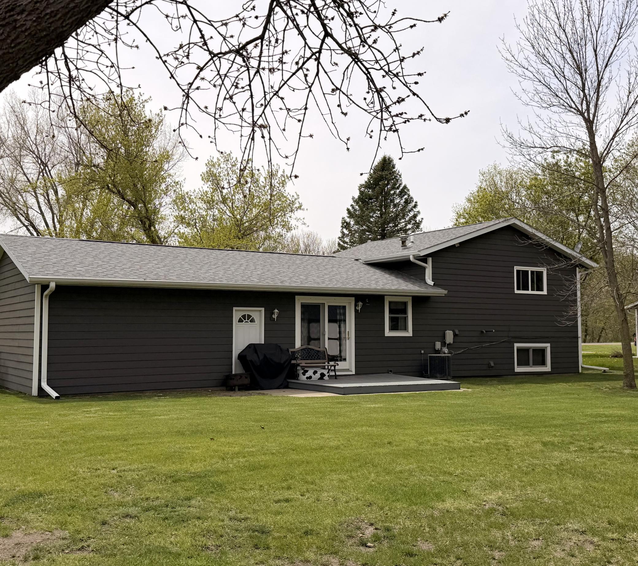 1710 River Road