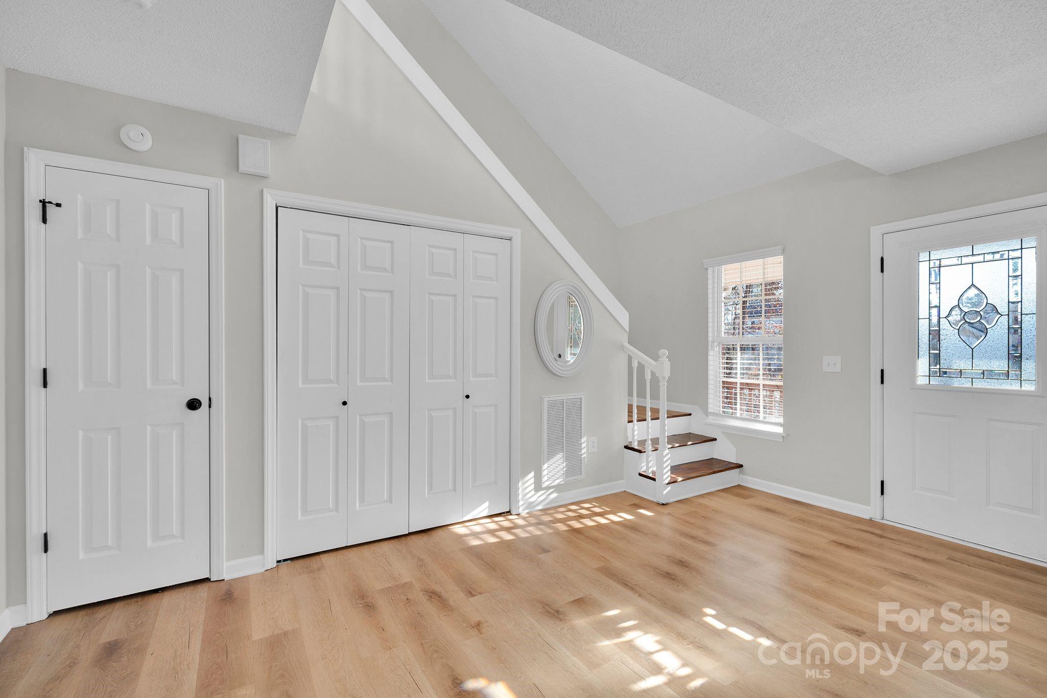 7713 Red Robin Trail