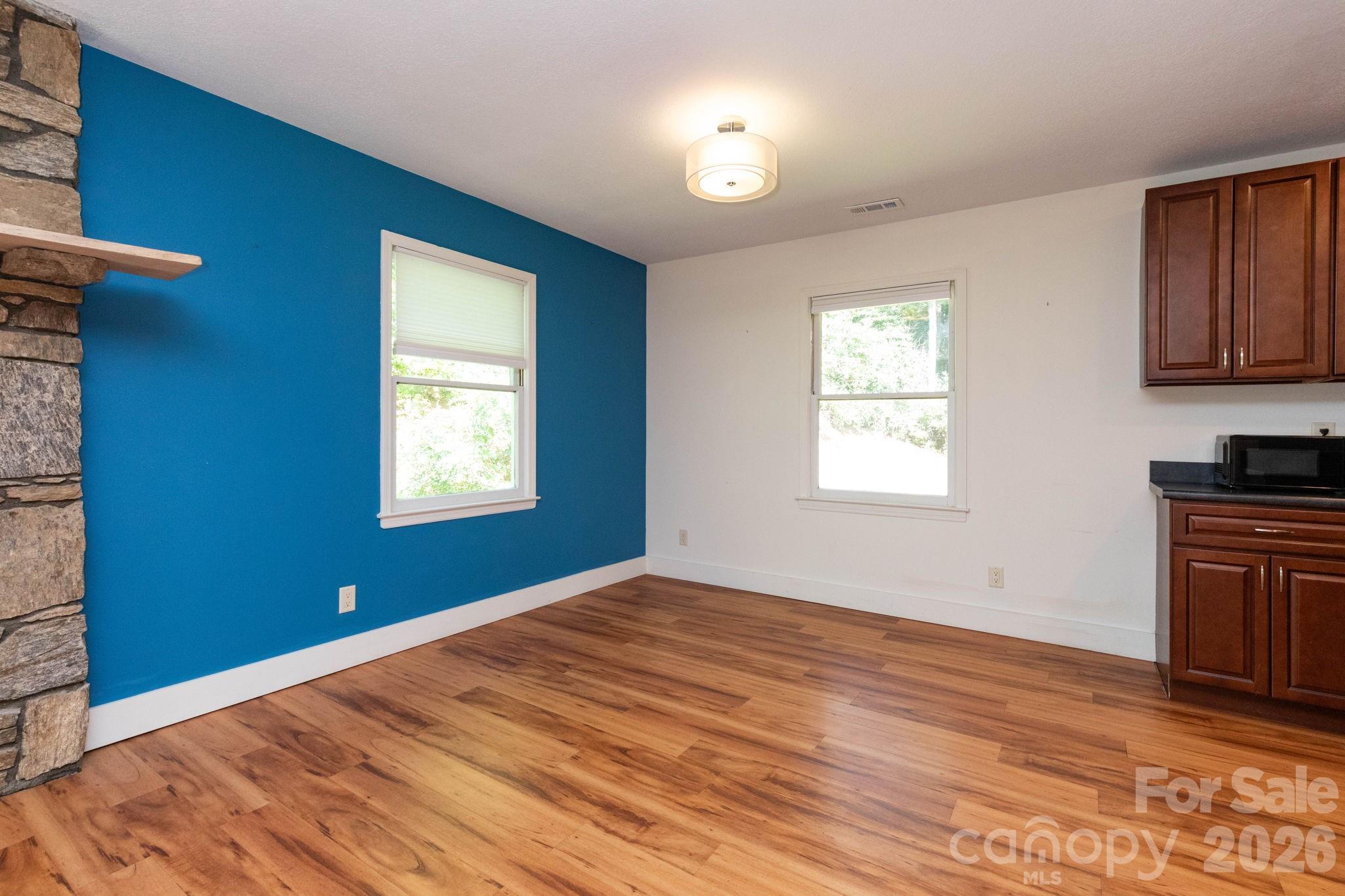 1009 Sharon Ridge Road
