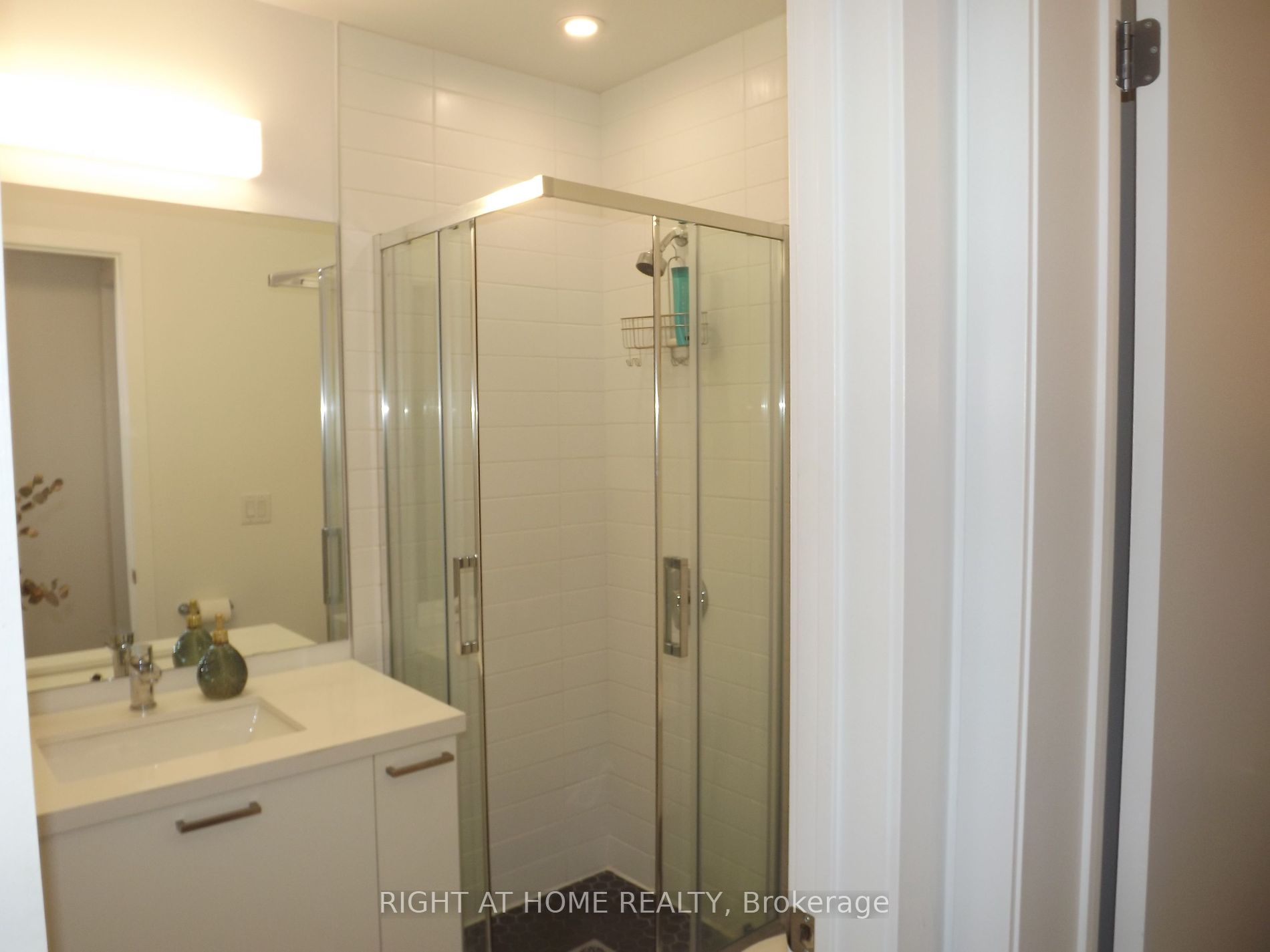 479 Charlton Ave 205