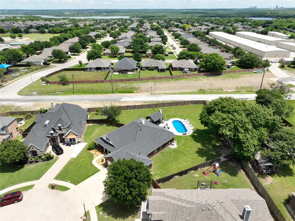 705 Eagle Court