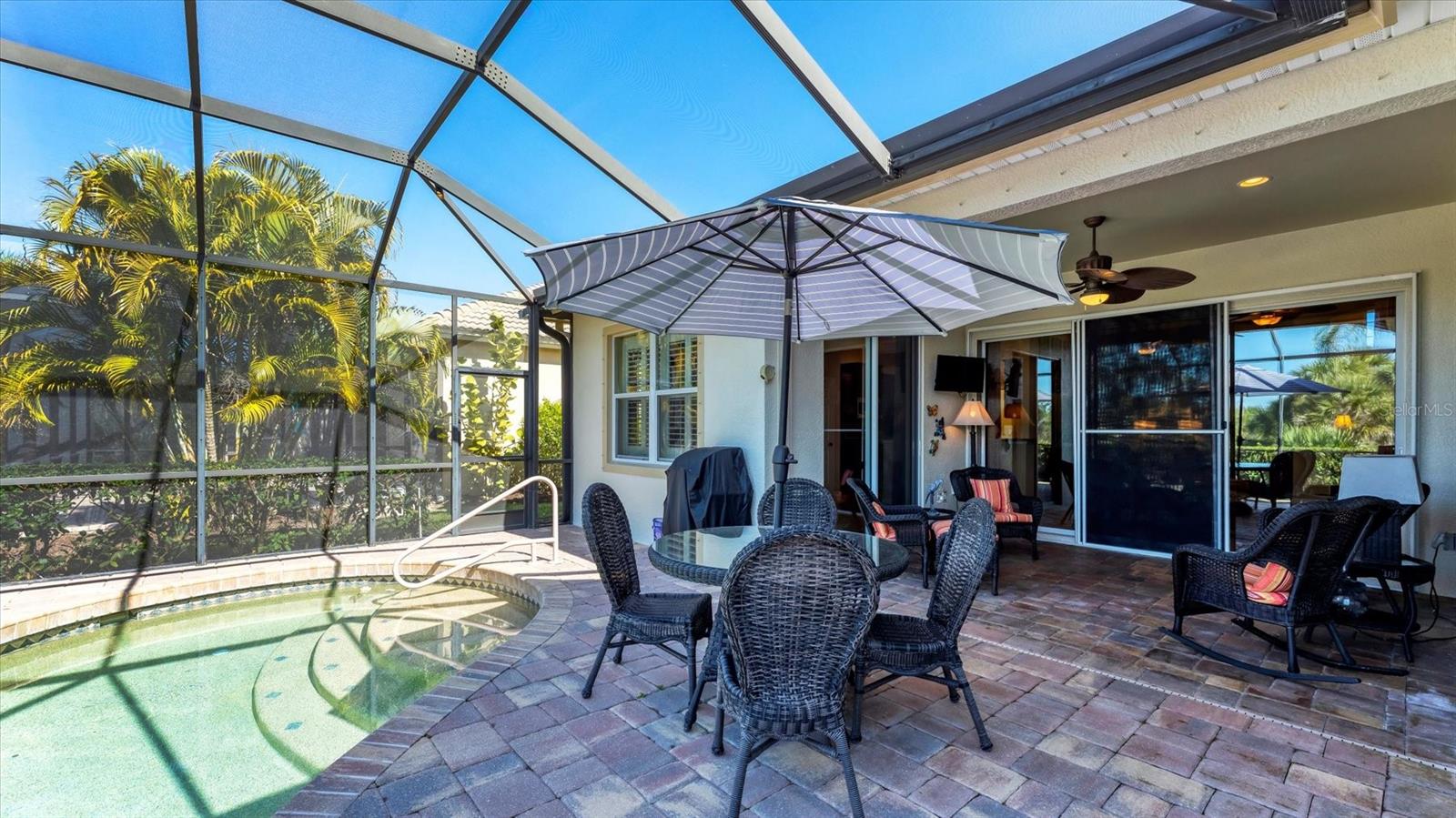 13392 Creekside Lane