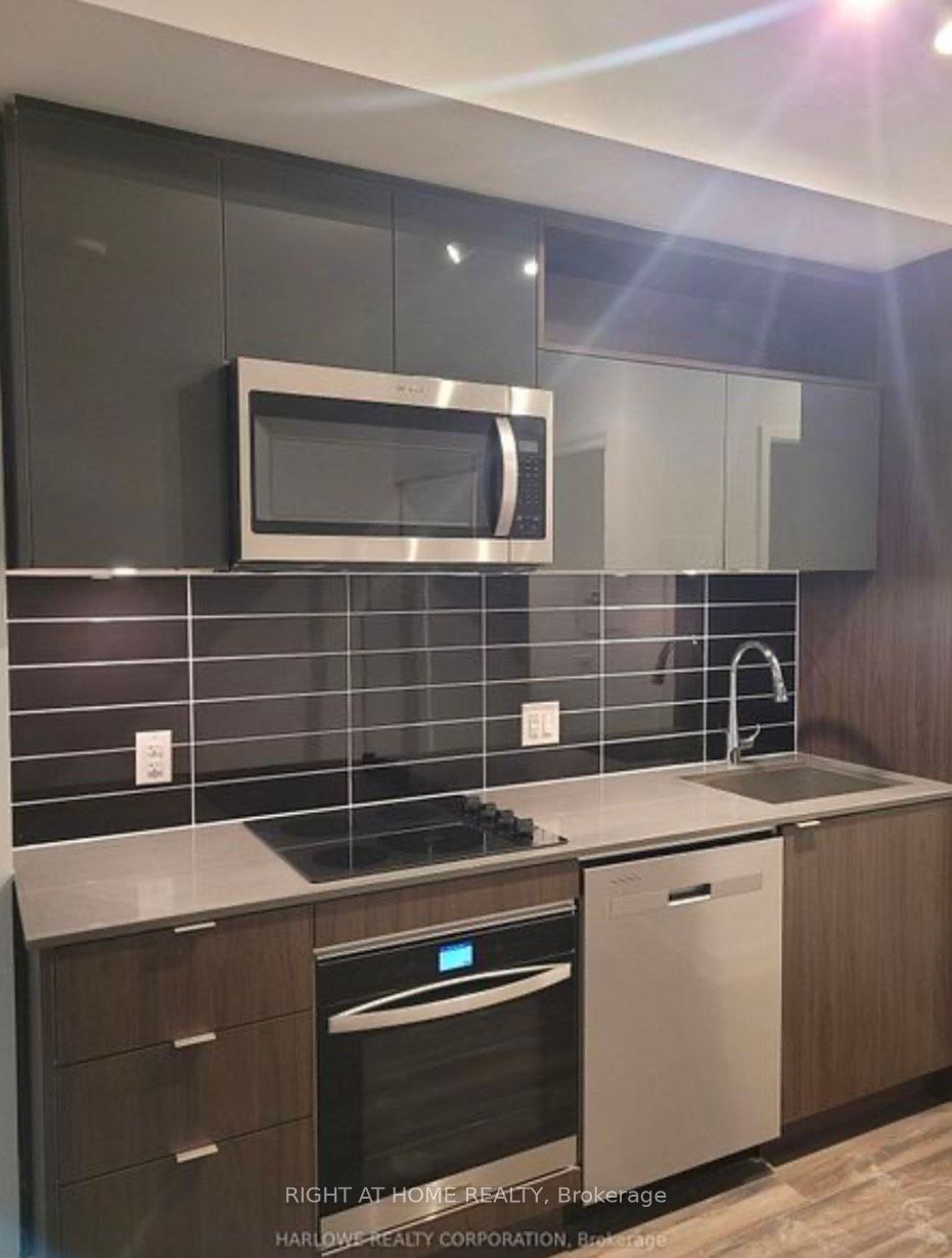 100 Dalhousie St 209