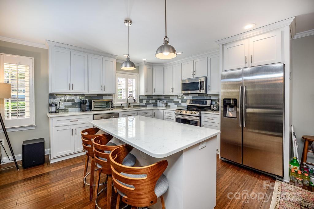 4210 Barfield Street