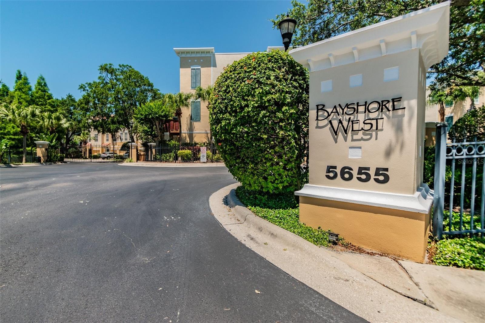 3174 Bayshore Oaks Drive