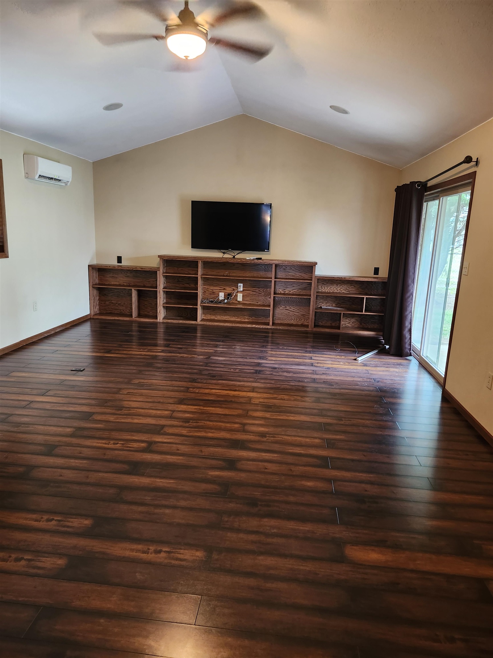 8093 161st Rd