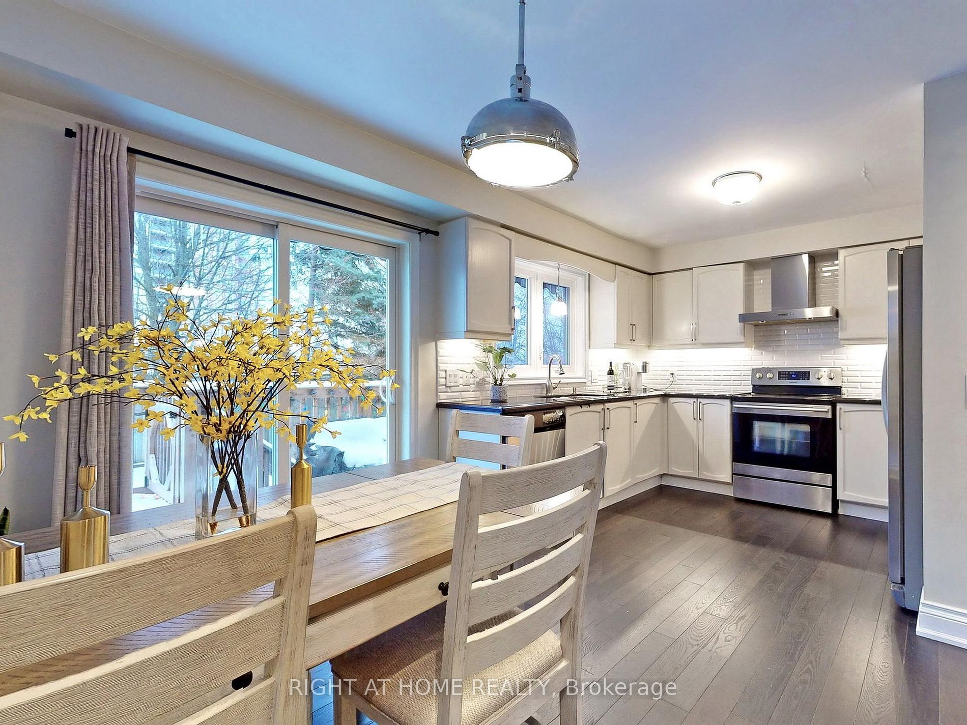 51 Northern Heights Dr 16B