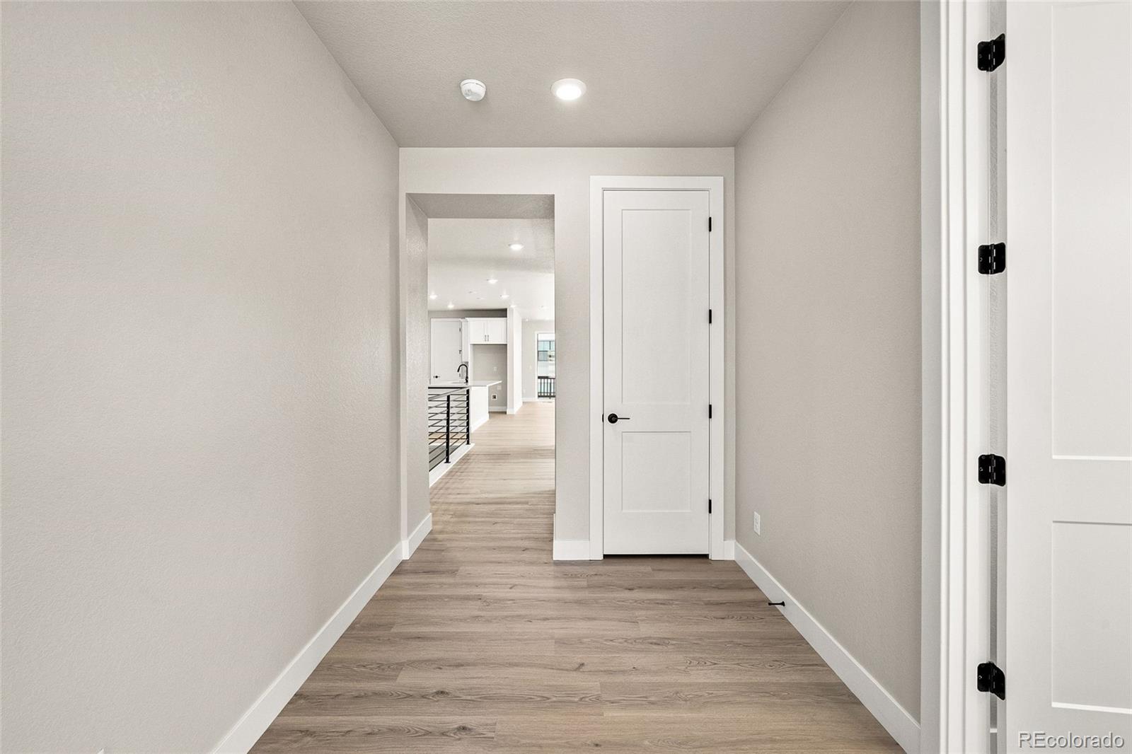 8632 Whiteclover Street