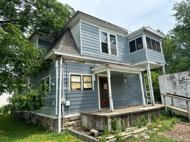 302 S Ash Street