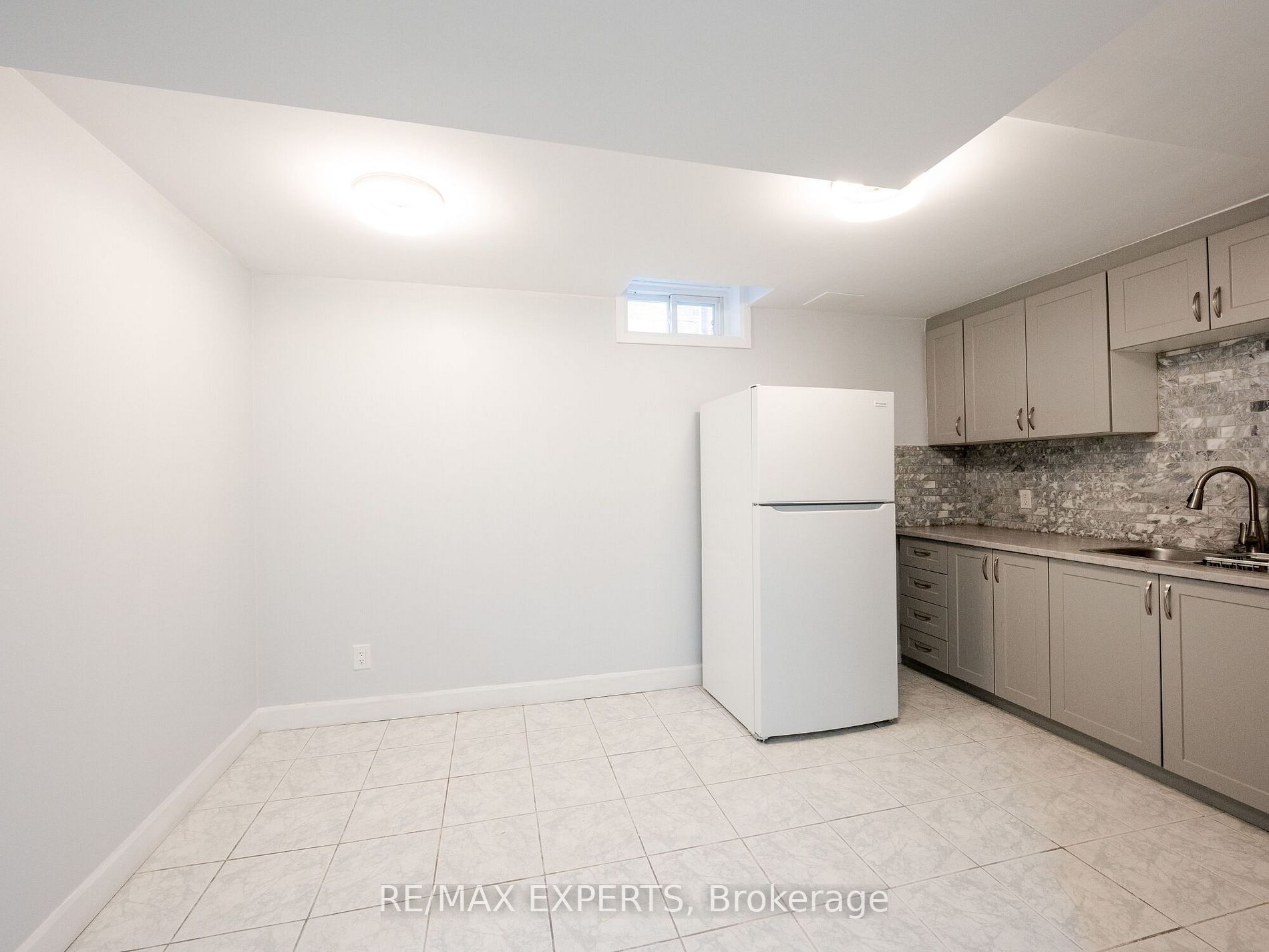 222 Chancellor Dr