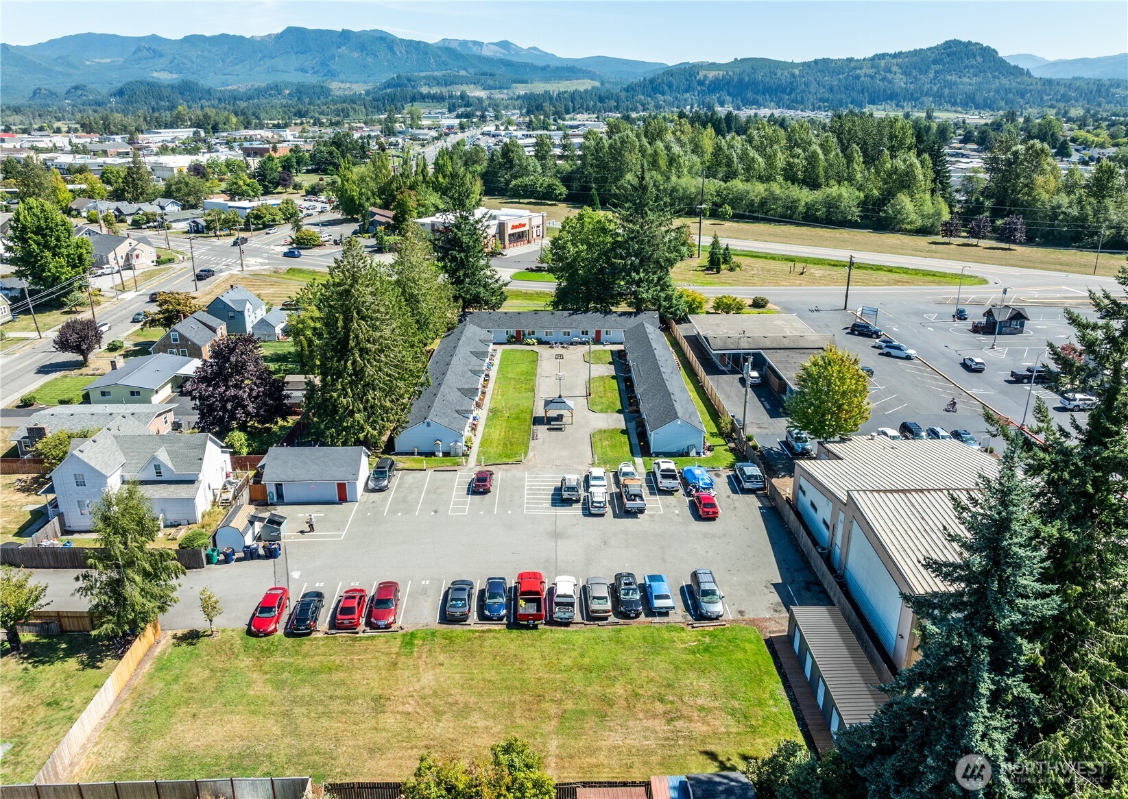 2054 Roosevelt Avenue