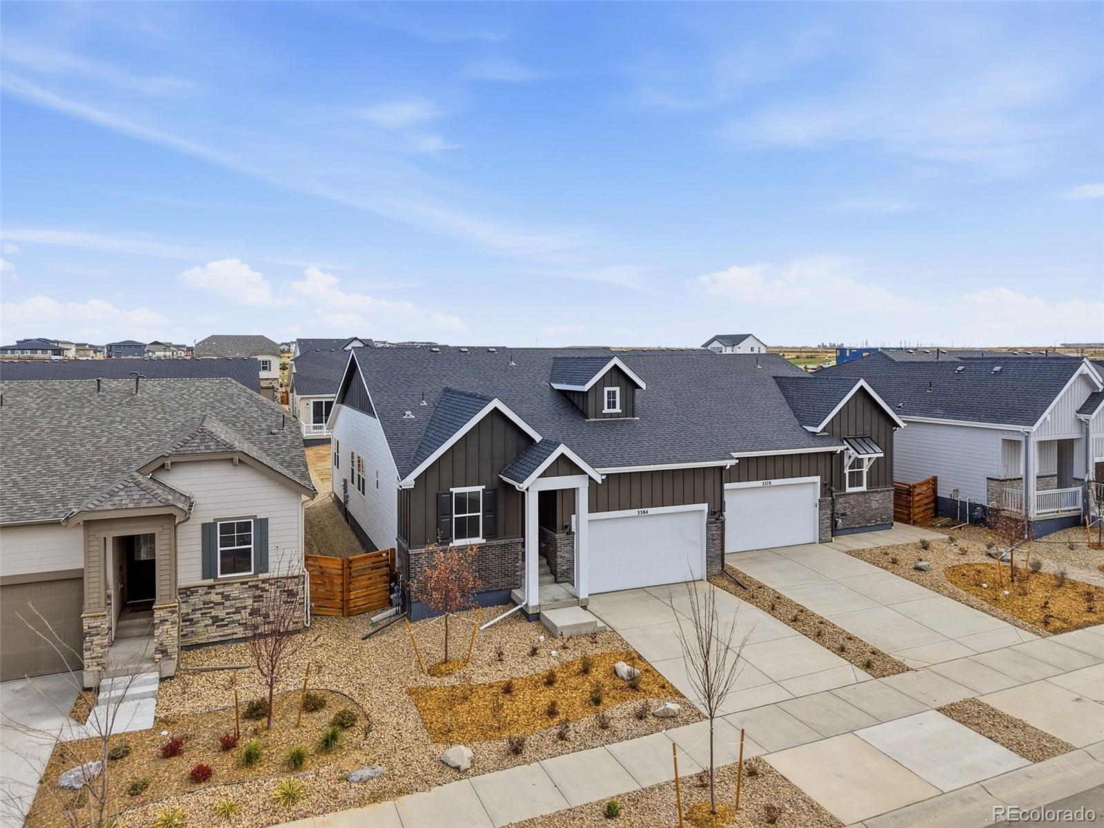 3384 N Duquesne Way