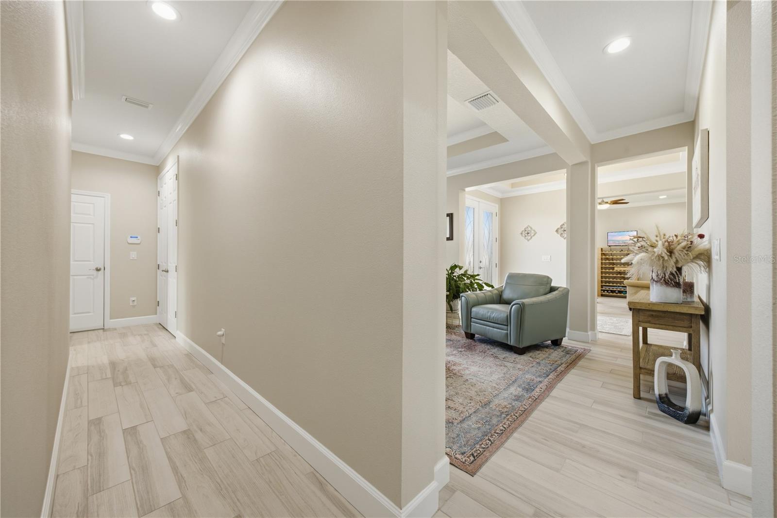 5315 San Remo Circle