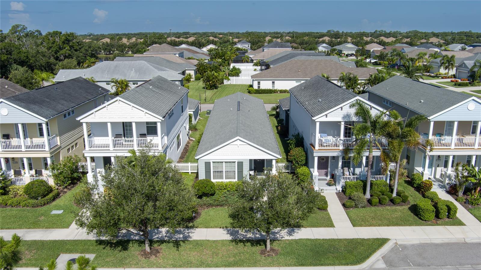 6440 Autumn Woods Way