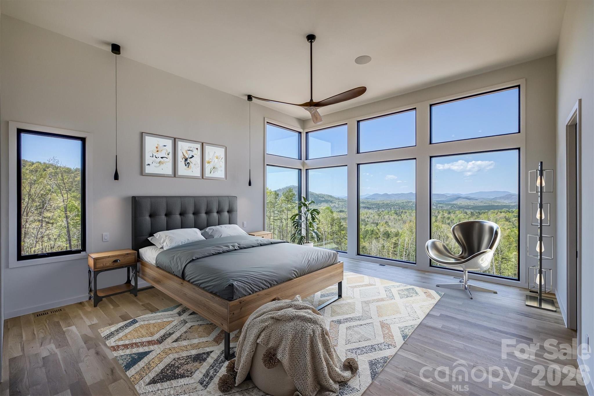 463 Summit Trail